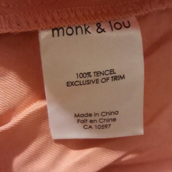 ❤... Monk & Lou Skirt - Picture 5 of 5